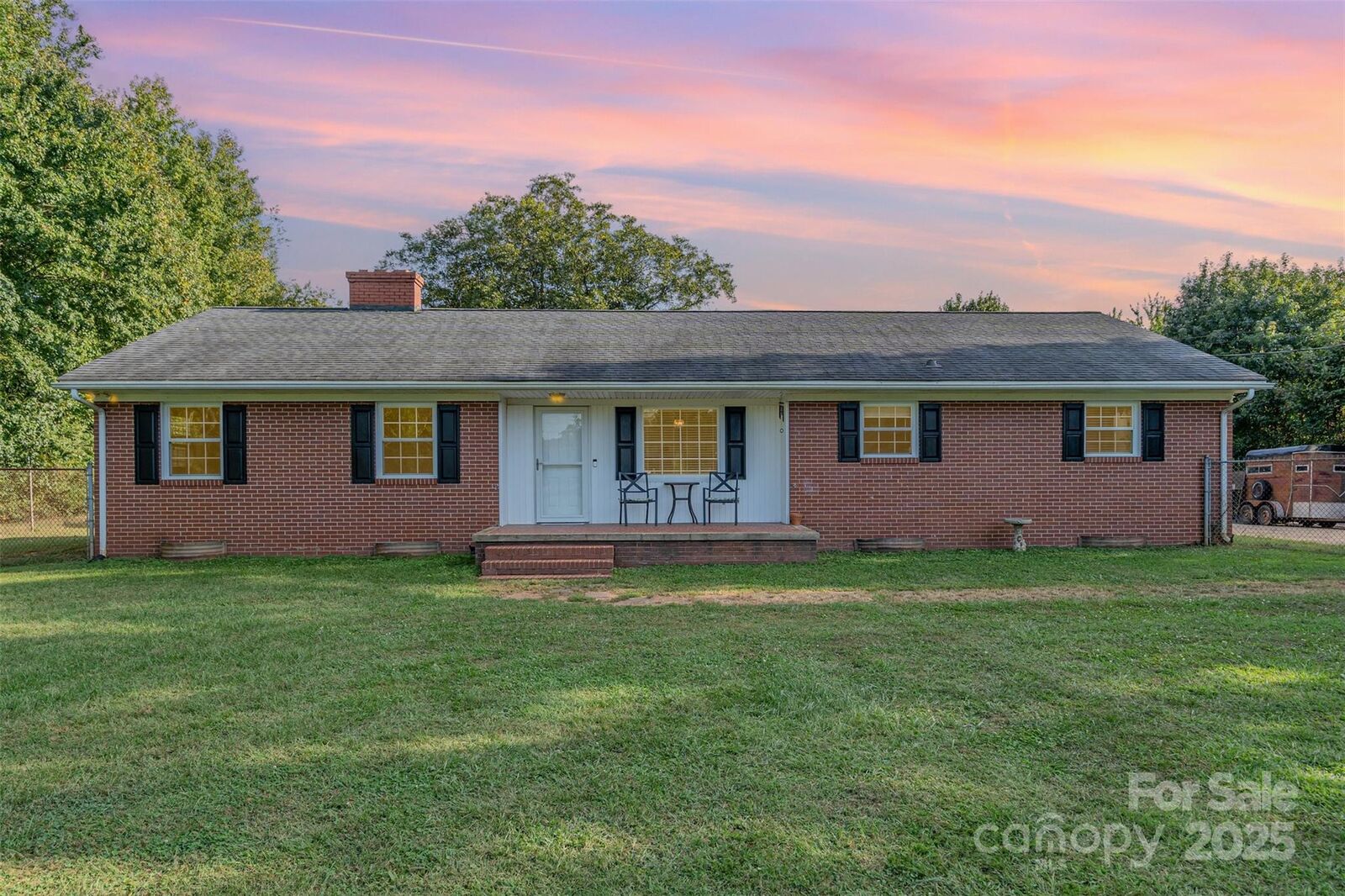 Property Photo: 2135 Nc 152 Highway W NC 28023