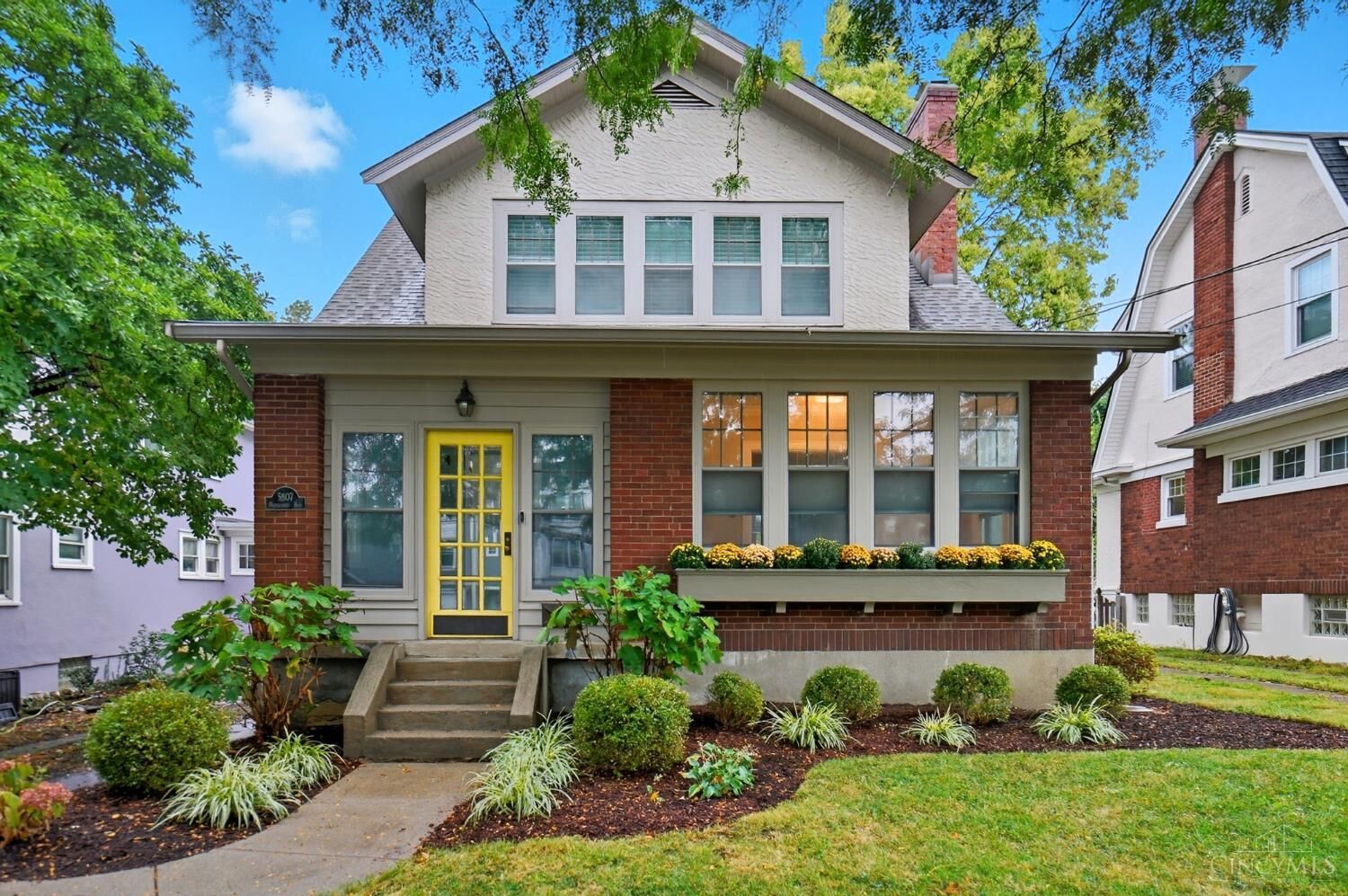 Property Photo: 5807 Montgomery Road OH 45212