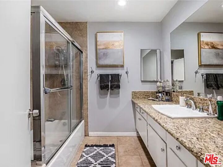 Property Photo:  6771 Springpark Ave  CA 90056 
