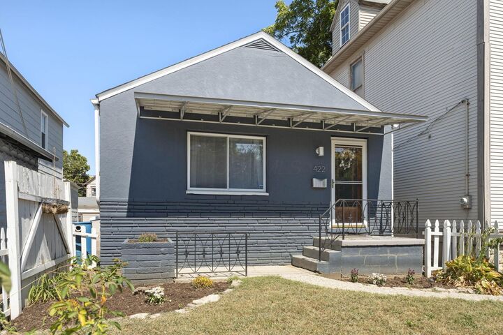 Property Photo: 422 E Whittier Street OH 43206