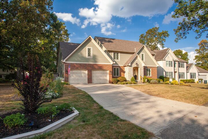 Property Photo:  640 Brook Run Drive  OH 43081 