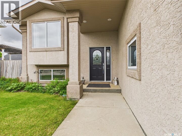 Property Photo:  615 Casey Road  SK S6V 8C9 