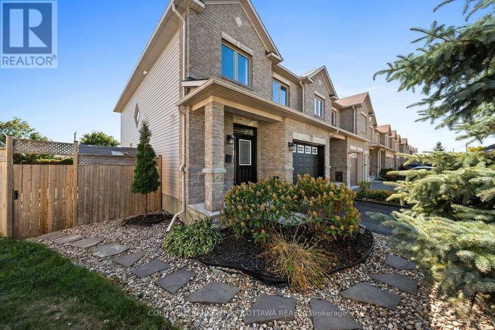 Property Photo:  638 Pepperville Crescent  ON K2M 0E8 
