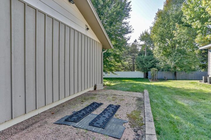 Property Photo:  1106 Arnold Street  WI 54474