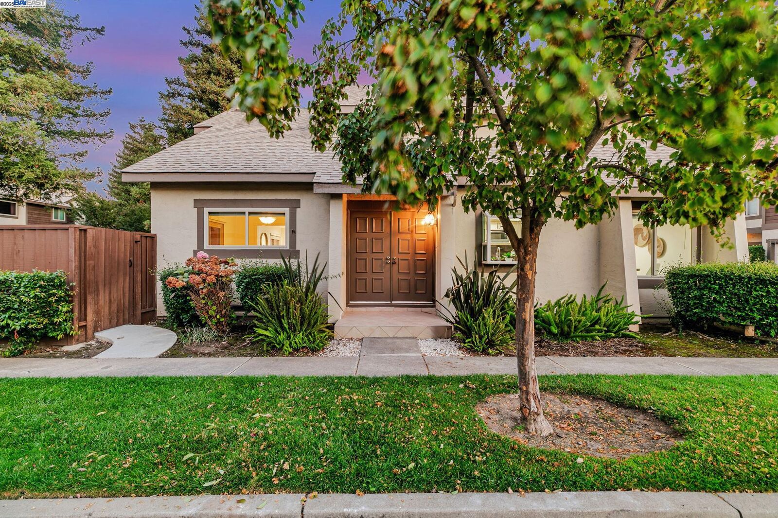 Property Photo:  36004 Vallee Ter  CA 94536 