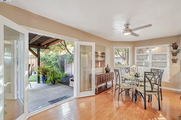 5988 Corte Cerritos  Pleasanton CA 94566 photo