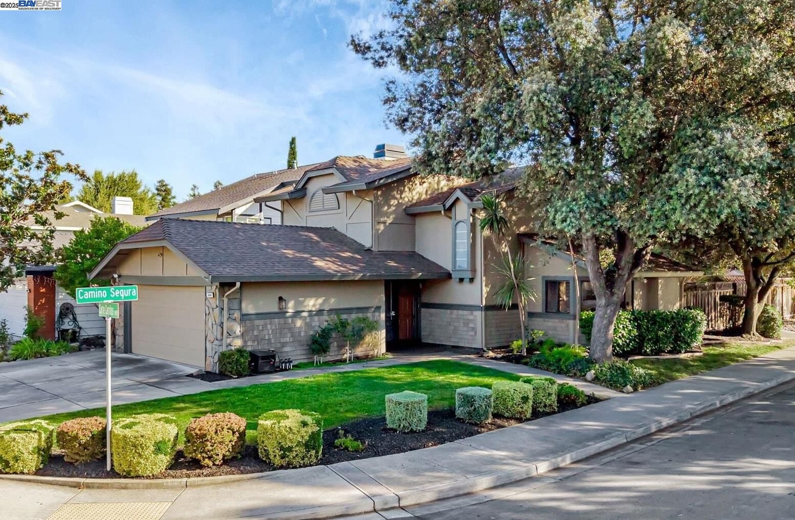 Property Photo: 5988 Corte Cerritos CA 94566