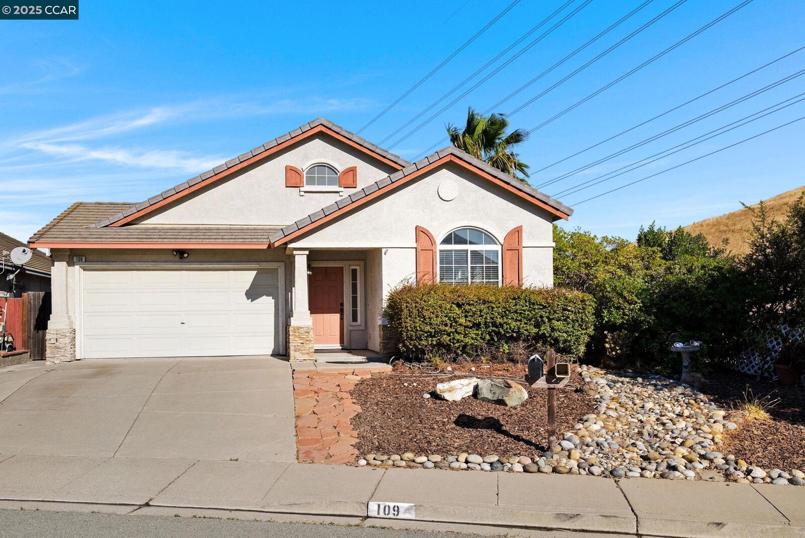 Property Photo:  109 Greenmeadow Cir  CA 94565 