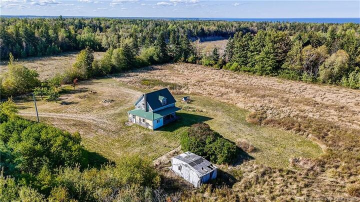 Property Photo:  214 Allee De L'Ecole  NB E4R 3S2 