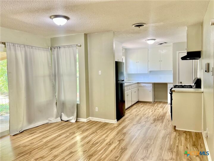 Property Photo:  1402 Duval Drive  TX 76541 