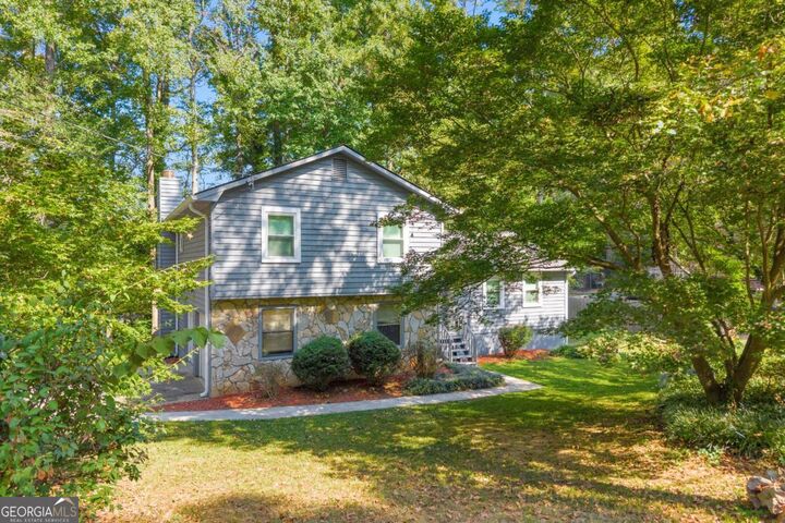 Property Photo: 4907 Habersham Ridge SW GA 30047