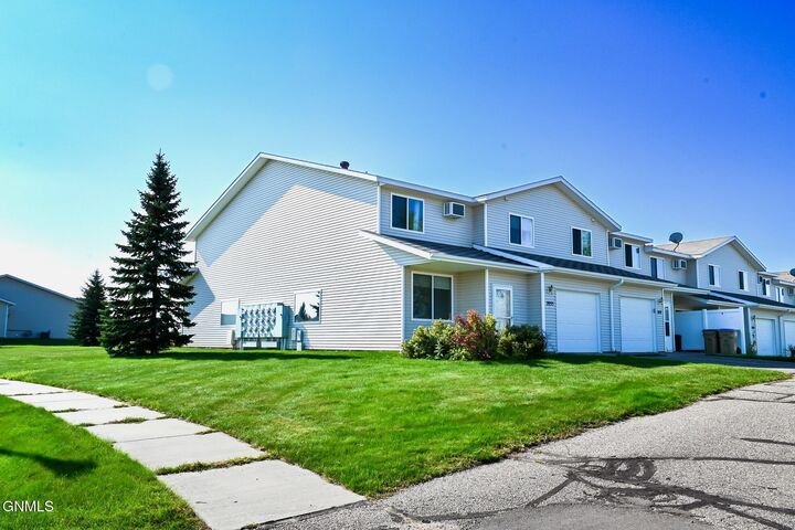 Property Photo:  2055 14th Street NW  ND 58703 