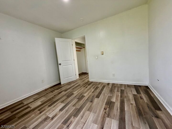 Property Photo:  207 Old Chimney Ridge Rd O4 G  NJ 07827 