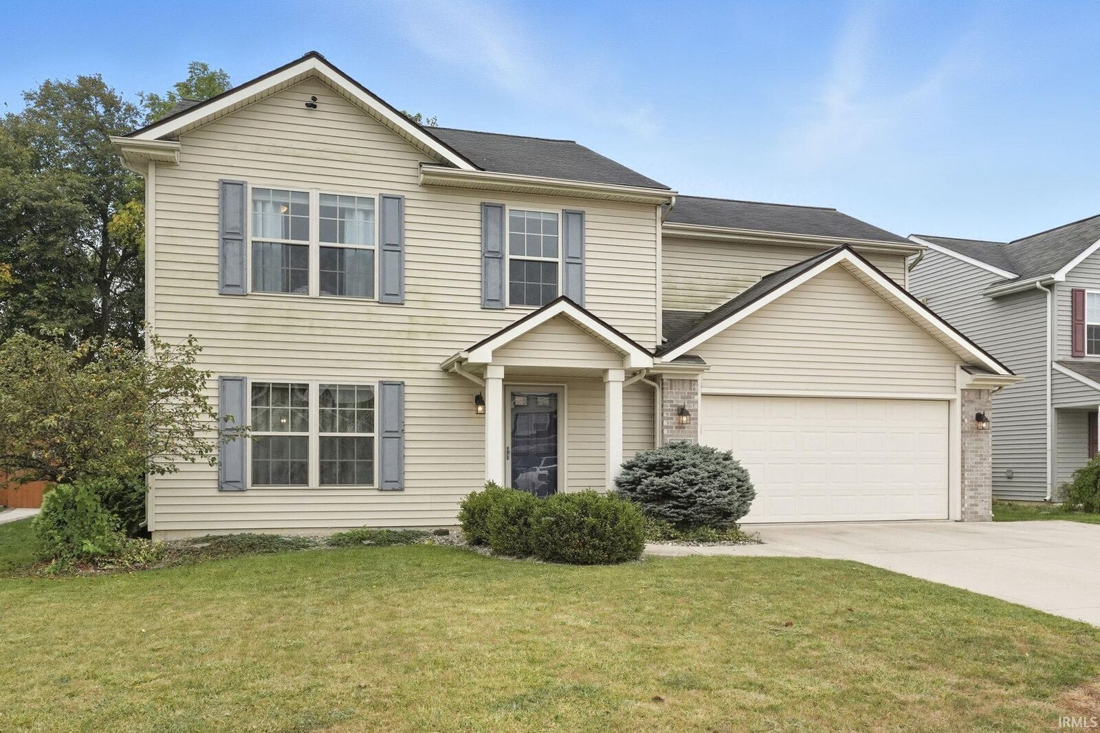 Property Photo:  915 Ravenwillow Drive  IN 46748 