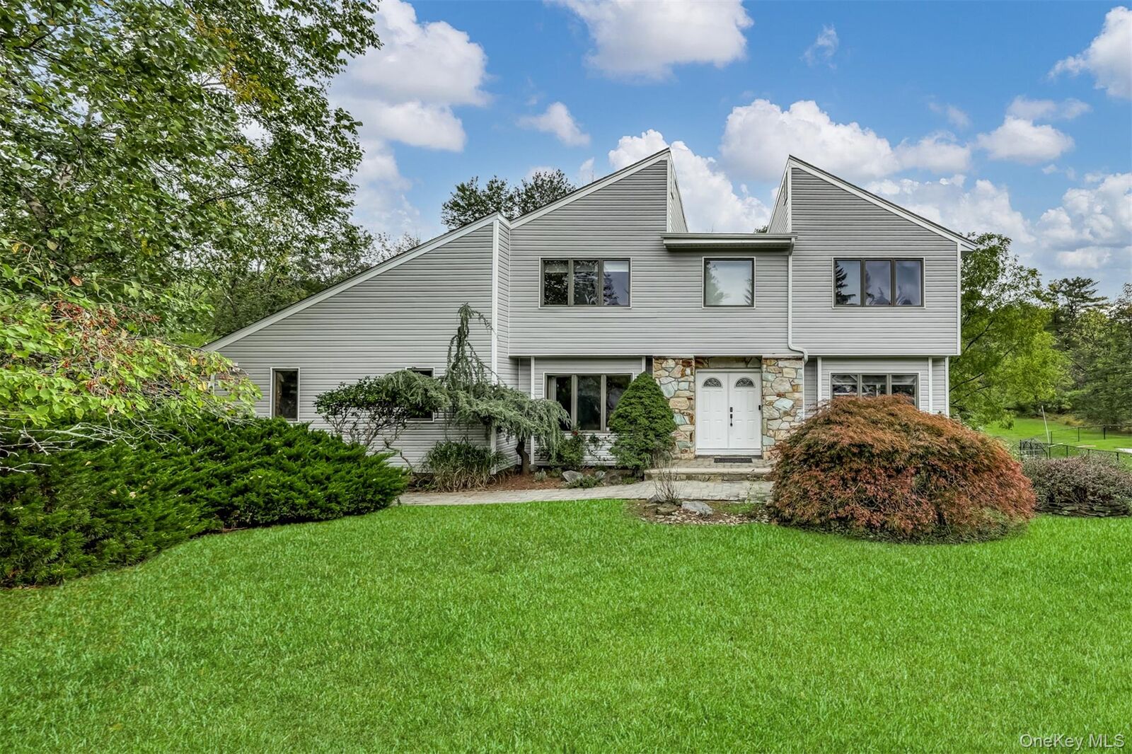 Property Photo: 6 Debra Court NY 10956