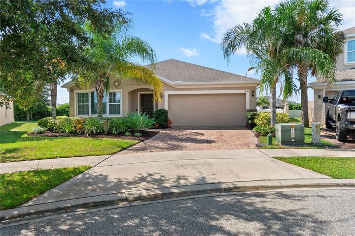 Property Photo:  1800 Stillwood Way  FL 34771 