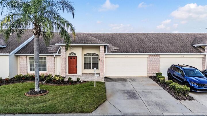 Property Photo:  1044 Blyth Hill Court  FL 34655 