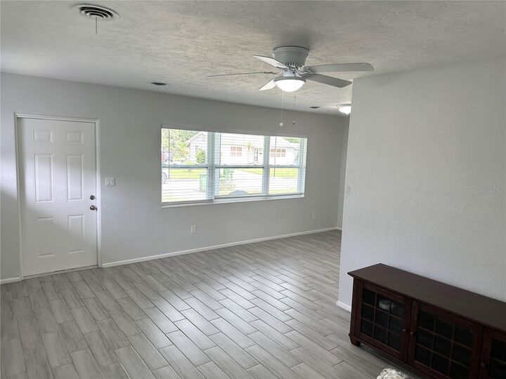 Property Photo:  3325 2nd Avenue W  FL 34205 