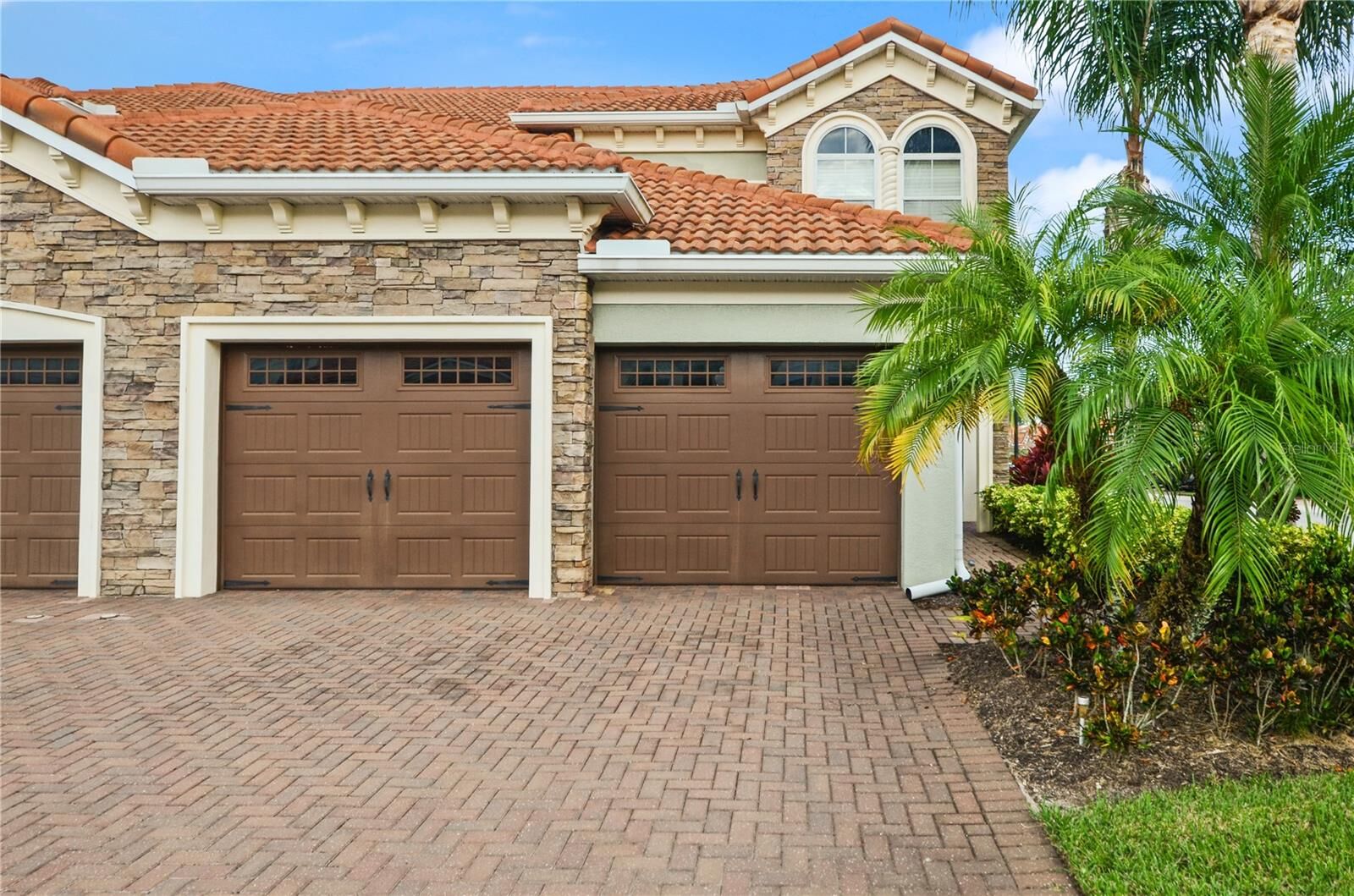 Property Photo:  8915 Della Scala Circle  FL 32836 