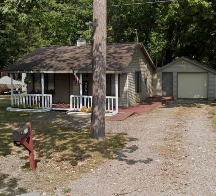Property Photo:  106 Lakeview  MI 48629 