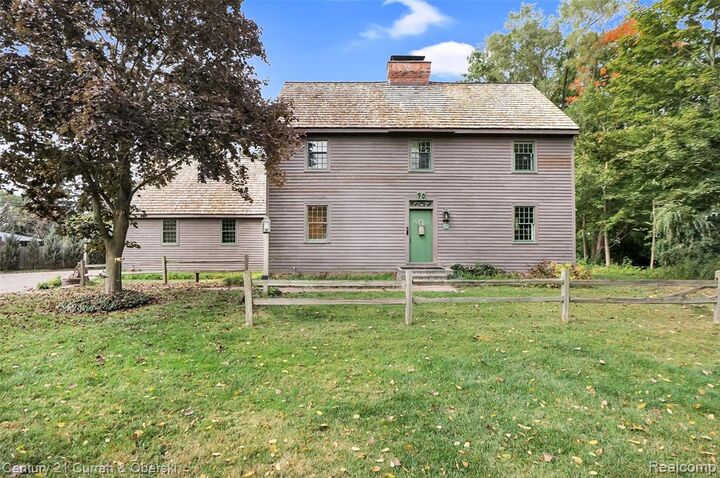 Property Photo: 90 E Washington Street MI 48346 1513