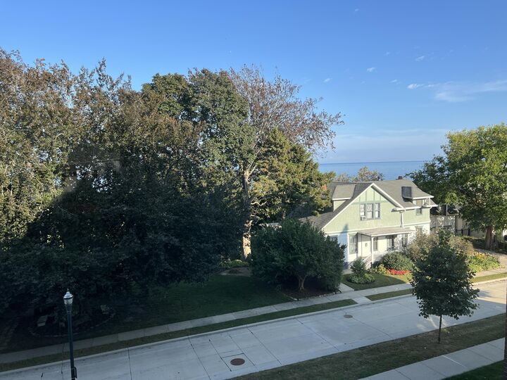Property Photo: 111 11th St 4ds WI 53403