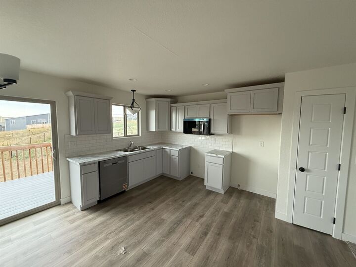 Property Photo: 5336 Silverton Street SD 57703