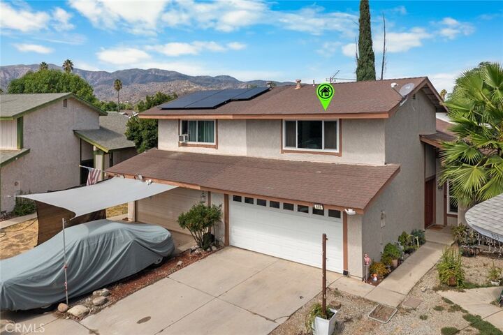 Property Photo:  809 Canary  CA 92530 