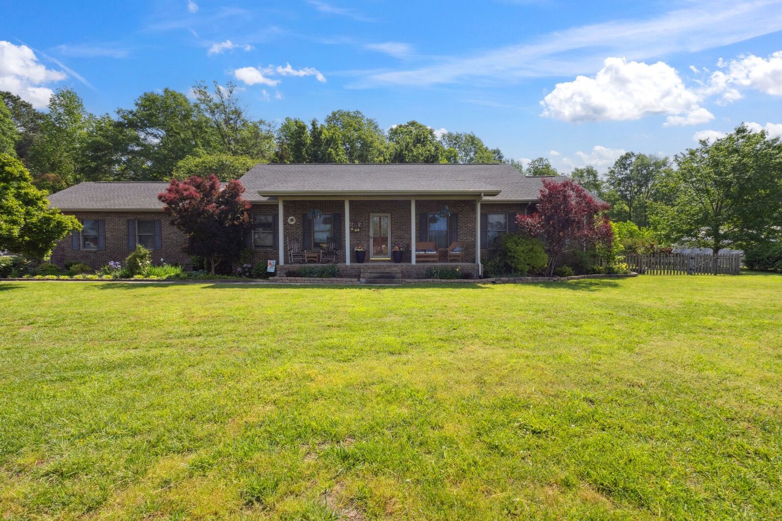 Property Photo:  746 Shadow Ln  TN 37306 