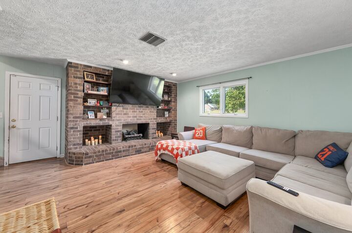 Property Photo:  10100 S 1st St  TN 38358 