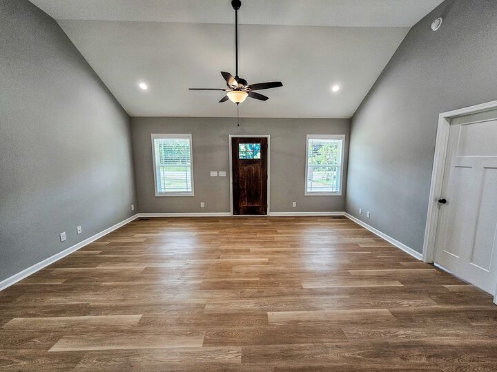 Property Photo:  216 Archery Ln  TN 37160 