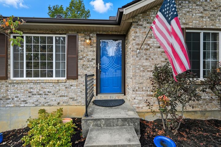 Property Photo:  94 Simon Court  KY 41051 