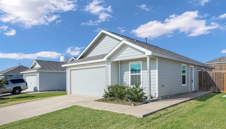 Property Photo: 1431 Highbridge Boulevard TX 75114