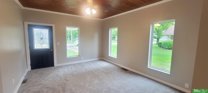 Property Photo:  1321 N Main Street  NE 68371 