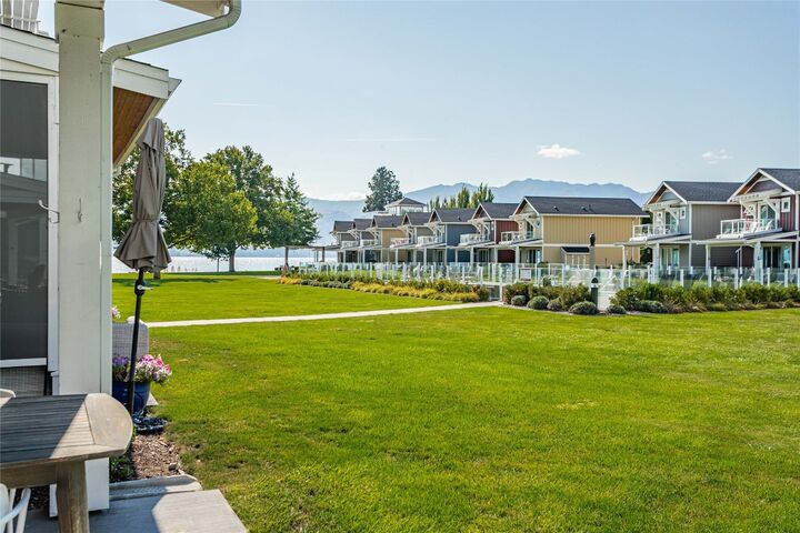 Photo de la propriété:  3750 West Bay Road 9  BC V4T 2B8 
