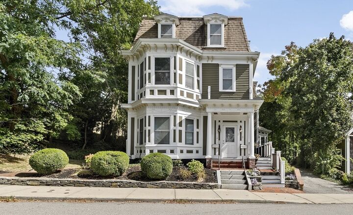 Property Photo:  38 Russell St 4  MA 02360 