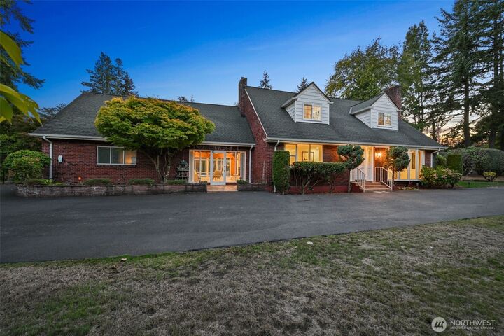 Property Photo:  10828  Lake Steilacoom Drive SW  WA 98498 