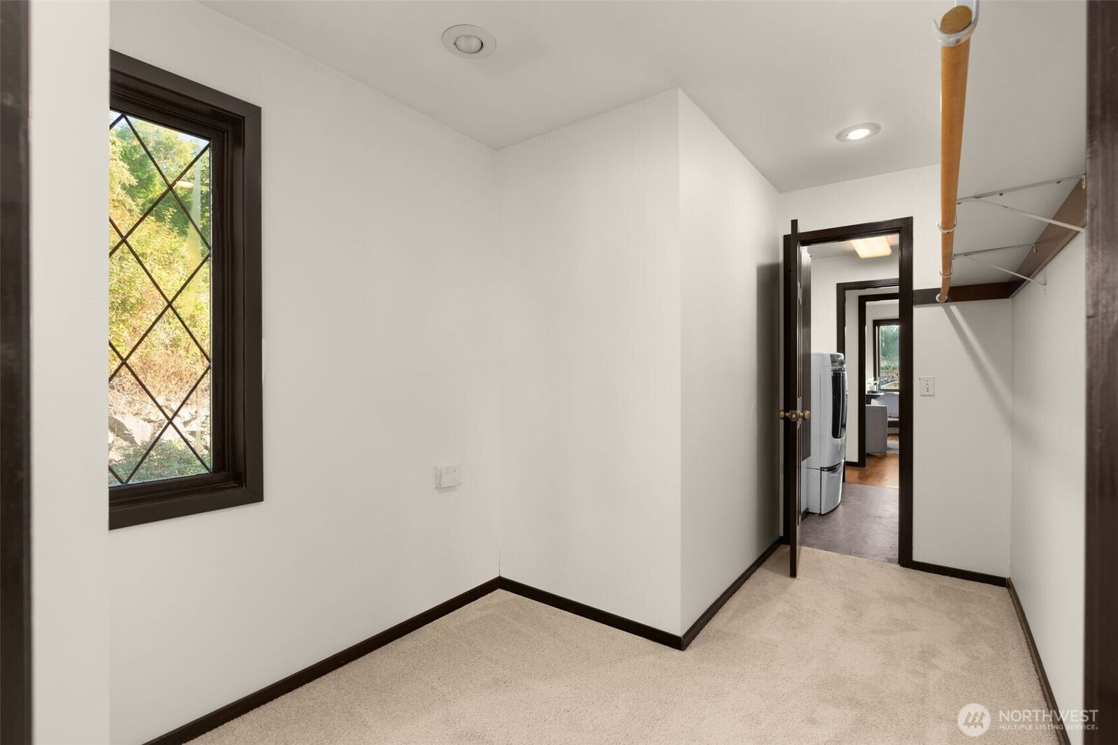 Property Photo:  1114  Daley Place  WA 98020 