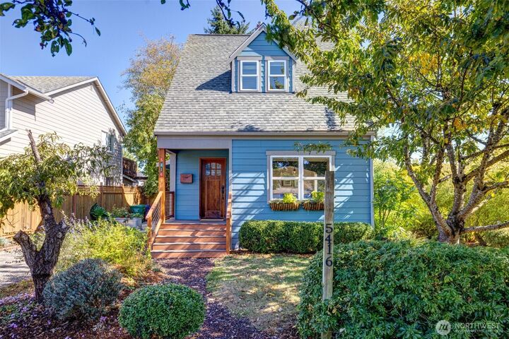 5416  46th Avenue S  Seattle WA 98118 photo