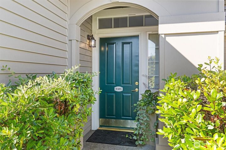 Property Photo:  8502  Main Street E105  WA 98026 