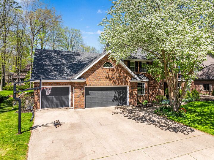 Property Photo:  918 E Kramer Lane  WI 54915 