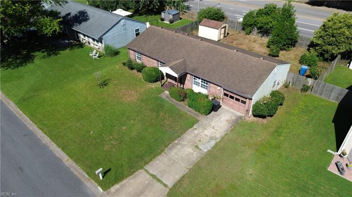 Property Photo:  5593 Stonehaven Dr  VA 23464 