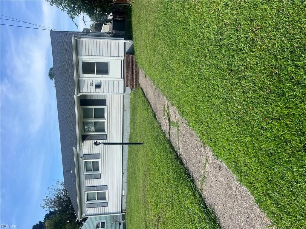 Property Photo:  26 Aspenwood Dr  VA 23666 