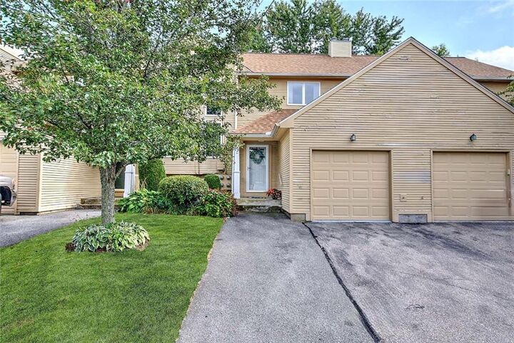 Property Photo:  75 Valley Green Court C  RI 02904