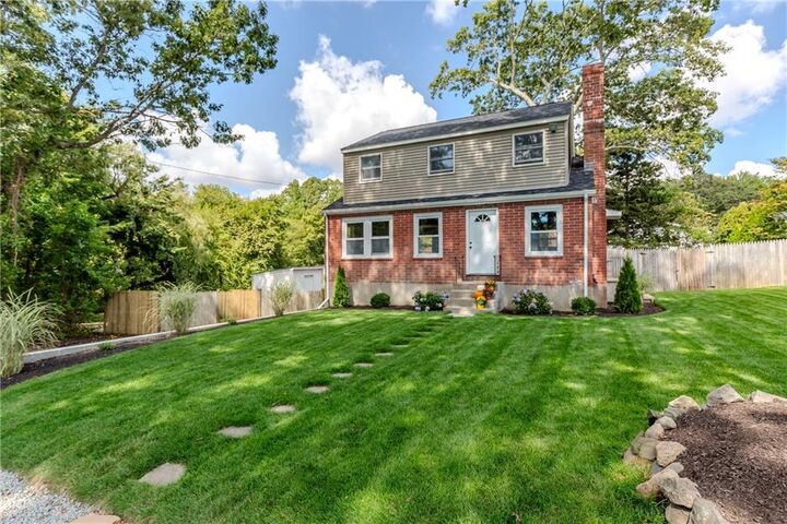 35 Saratoga Road  Warwick RI 02886 photo