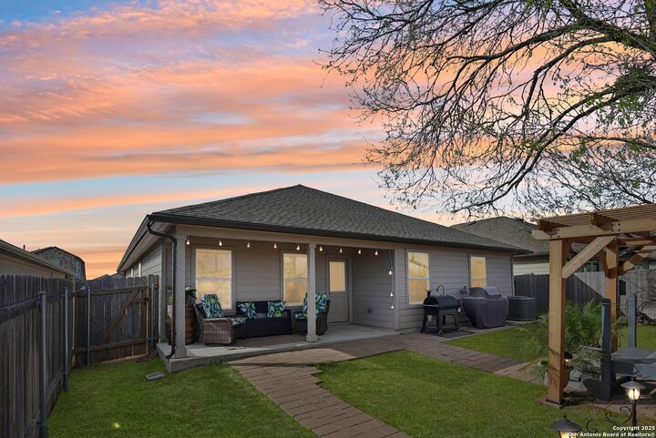 Property Photo:  759 Ocelot Court  TX 78155 