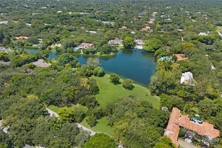 Property Photo: 10600 Lakeside Dr FL 33156