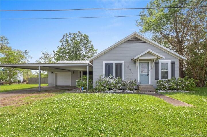 Property Photo: 207 Duff Street LA 70633
