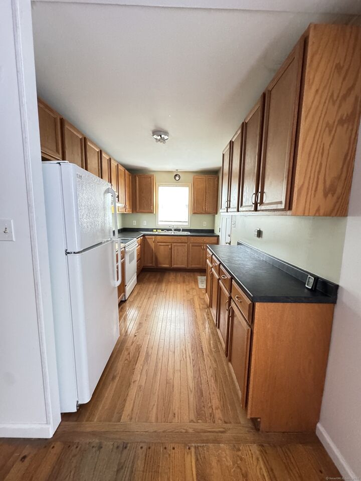 Property Photo:  107 Chestnut Street  CT 06405 