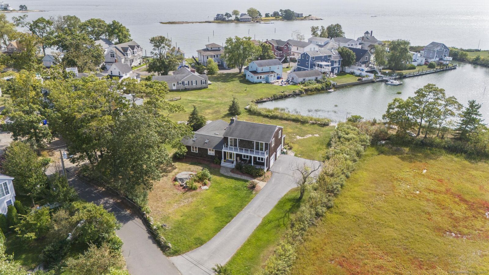 Property Photo:  94 Summer Island Road  CT 06405 